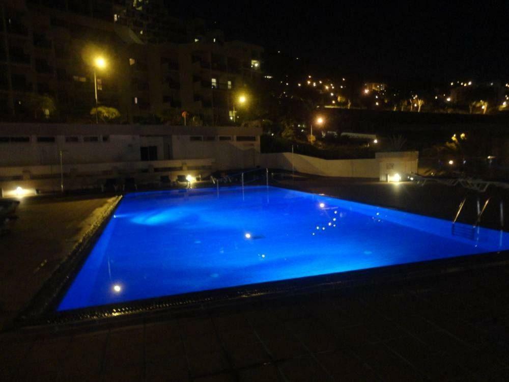 Apartamento Funchal Com Piscina Bagian luar foto